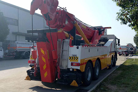 六宜高速G75汽车救援应急 车在路上没油了 24小时汽车道路救援,送水送油,流动换胎补胎